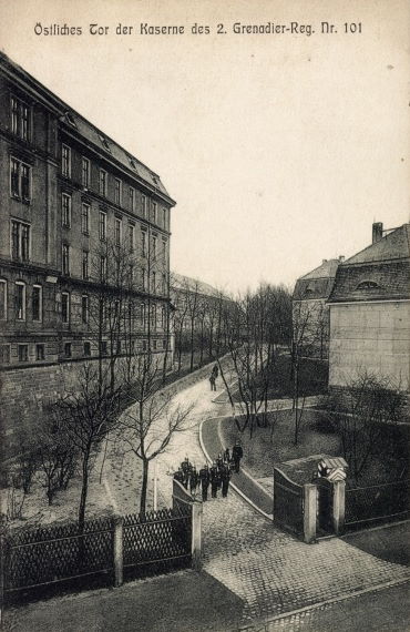 Stauffenbergallee 2 (Carolaallee 2)  Dresden