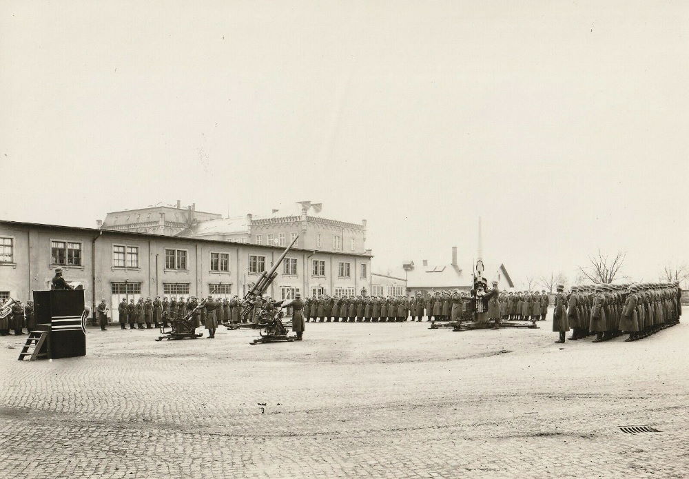 Stauffenbergallee 24 (K&ouml;nig-Georg-Allee 18)  Dresden