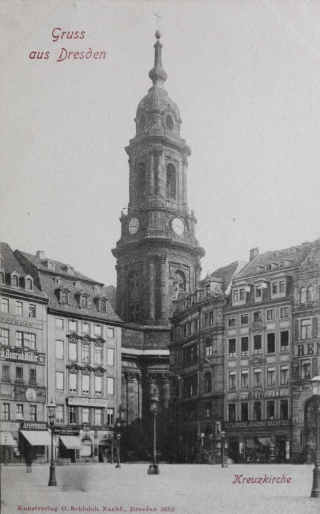 An der Kreuzkirche  Dresden
