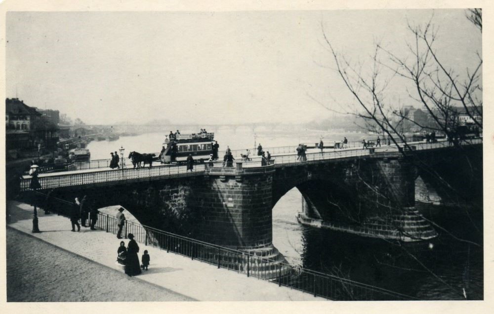 Alte Augustusbr&uuml;cke  Dresden