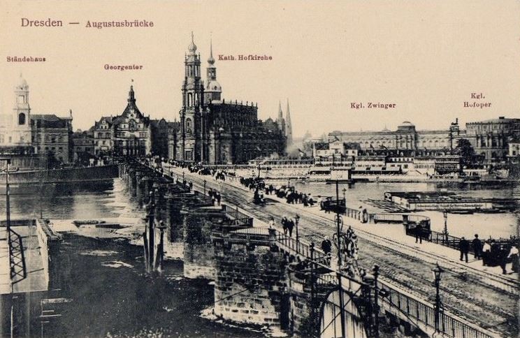 Alte Augustusbr&uuml;cke  Dresden