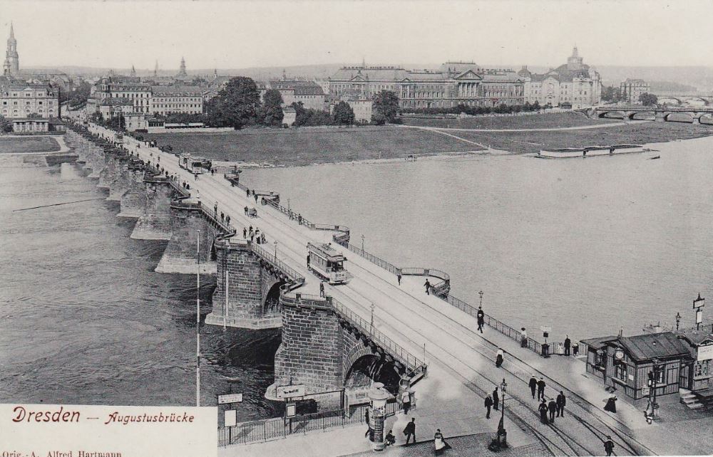Alte Augustusbr&uuml;cke  Dresden