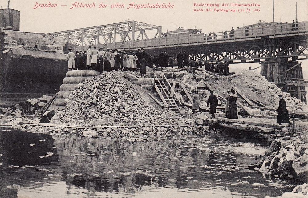 Augustusbrücke - Sprengung Bögen  Dresden