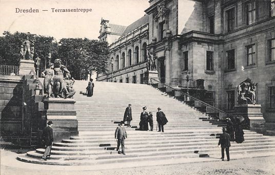 Brühlsche Terrasse (mit Ständehaus) Dresden Brühlsche Terrasse (mit Ständehaus) Dresden