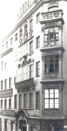 Frauenstraße 14 (1856 Mittlere Frauengasse 1)  Dresden