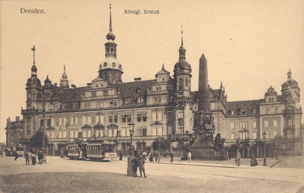 Residenzschloss - Au&szlig;enansichten 1  Dresden