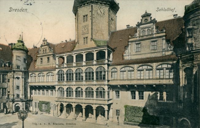 Residenzschloss -Großer Schlosshof  Dresden