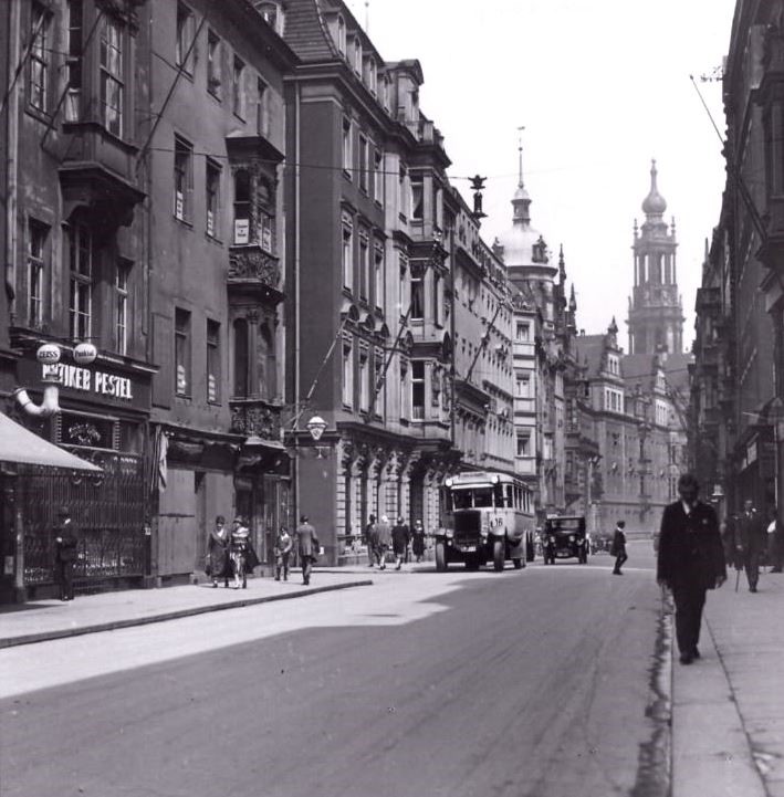 Schlo&szlig;stra&szlig;e  Dresden
