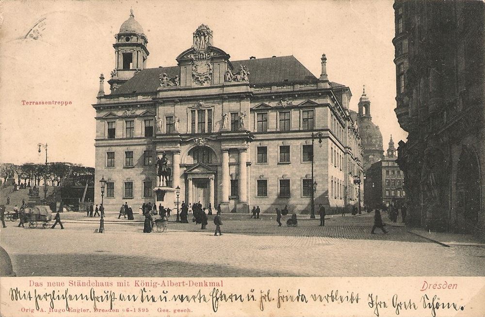 Schloßplatz 1 / Augustusstraße  Dresden