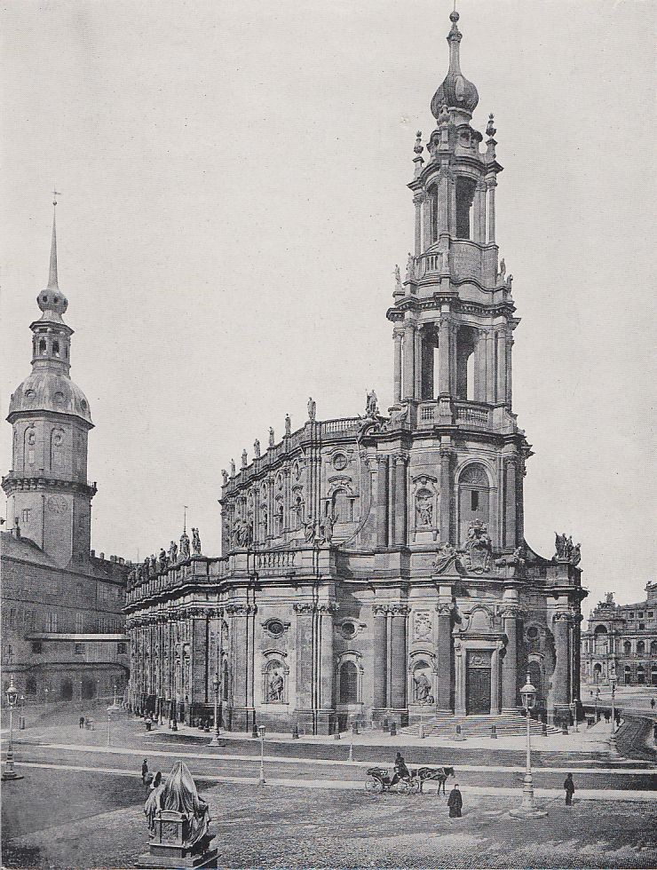 Schlo&szlig;platz / Theaterplatz  Dresden