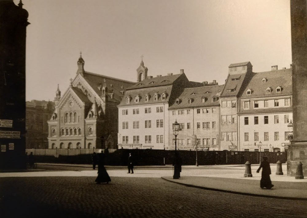 Schulgasse 2 / Pfarrgasse 1  Dresden