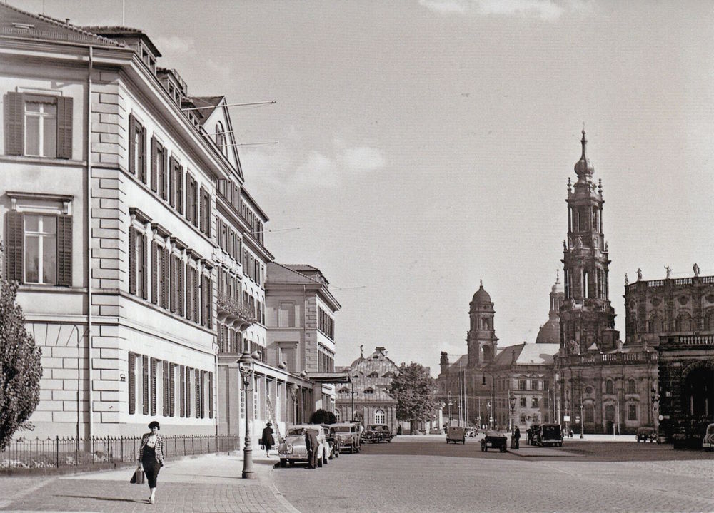 Theaterplatz 1 / Große Packhofstraße Dresden Theaterplatz 1 / Große Packhofstraße Dresden
