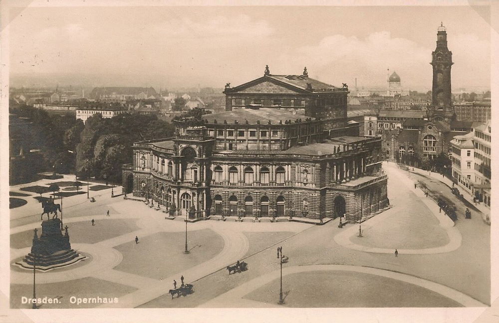 Theaterplatz - vom Dach der Hofkirche  Dresden