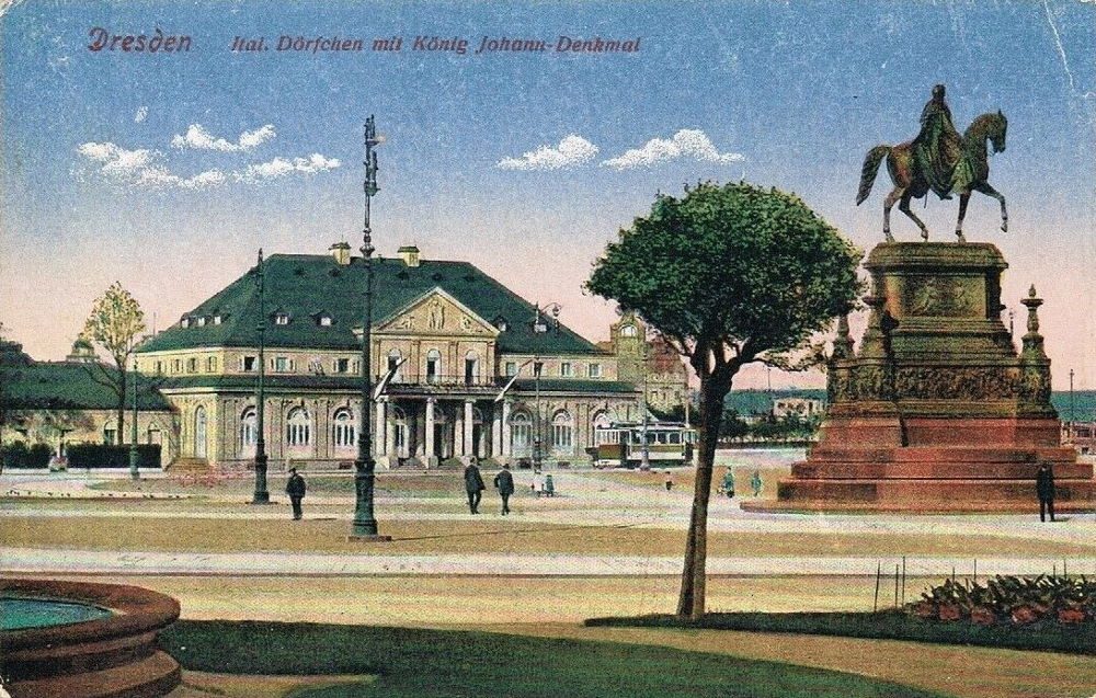 Theaterplatz  Dresden