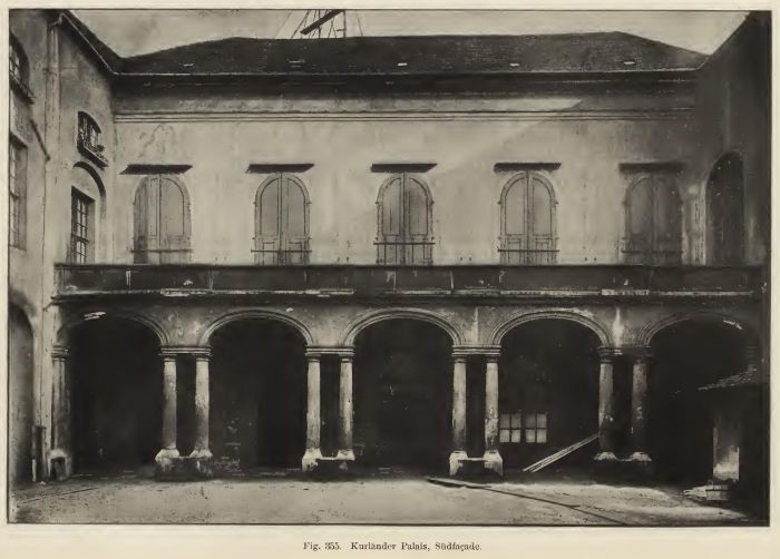 Tzschirnerplatz 3 (Zeughausplatz 3)  Dresden