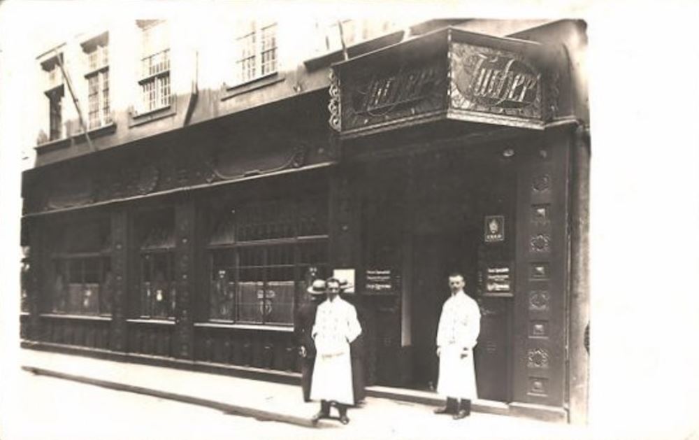 Webergasse 10 (-1889 Webergasse 3) / Scheffelstra&szlig;e 9  Dresden