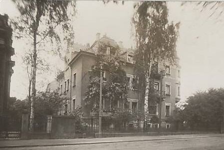 Berggartenstra&szlig;e 6 (Berggartenstra&szlig;e 34) / H&uuml;blerstra&szlig;e (Striesener Stra&szlig;e)  Dresden