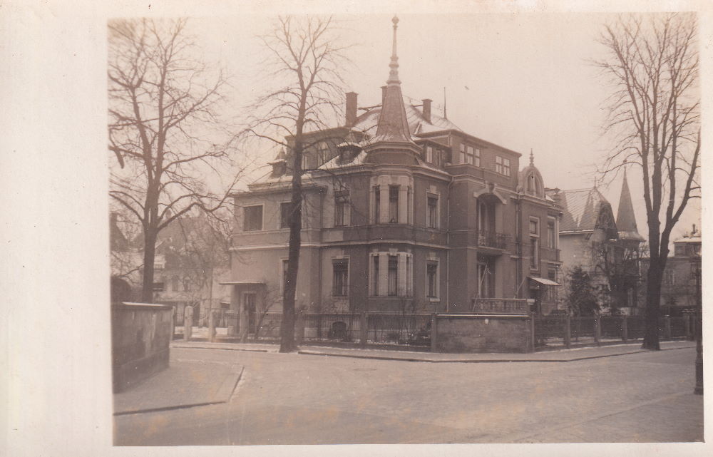 Kretschmerstra&szlig;e 18 (Prohliser Stra&szlig;e 18) / W&auml;gnerstra&szlig;e  Dresden