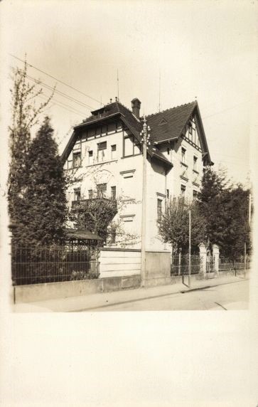 Hegereiterstra&szlig;e 9 / Nachtfl&uuml;gelweg  Dresden
