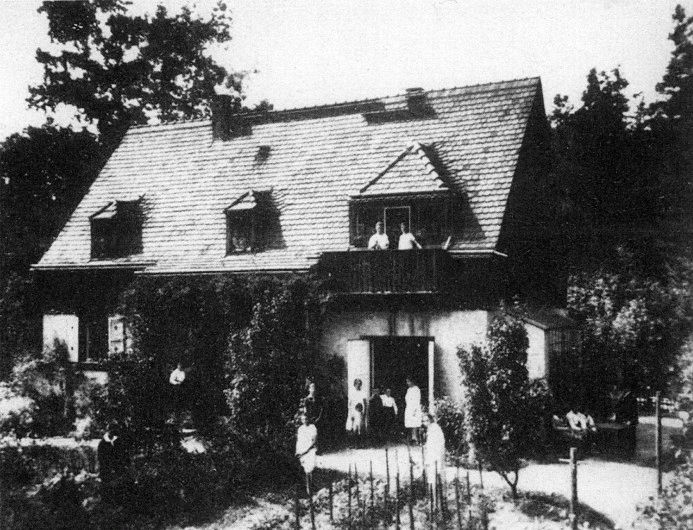 Hegereiterstra&szlig;e 20 / Nachtfl&uuml;gelweg  Dresden