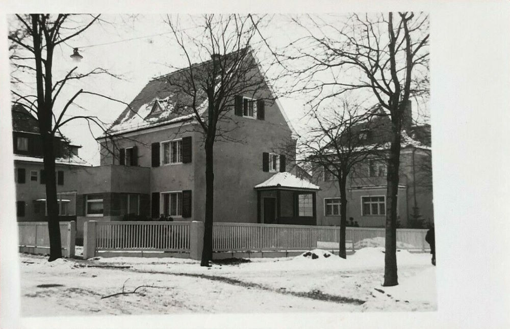 Oybiner Stra&szlig;e 17 (Ostmarkstra&szlig;e 17) / Ostritzer Stra&szlig;e  Dresden