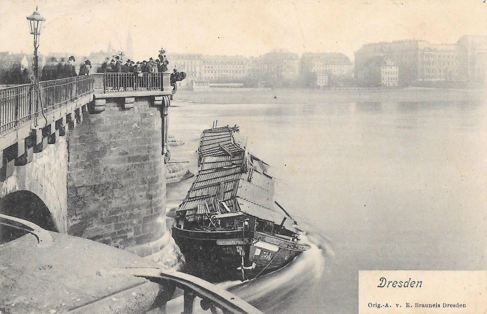 1906 Elbkahn Alwine rammt die Elbbrücke  Dresden