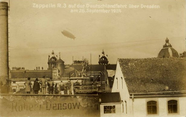 1924 Luftschiff ZR 3 auf Deutschlandfahrt  Dresden