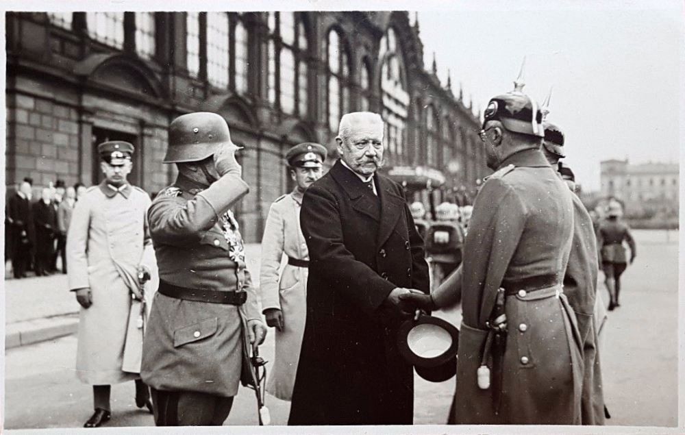 Besuch von Hindenburg 1925  Dresden