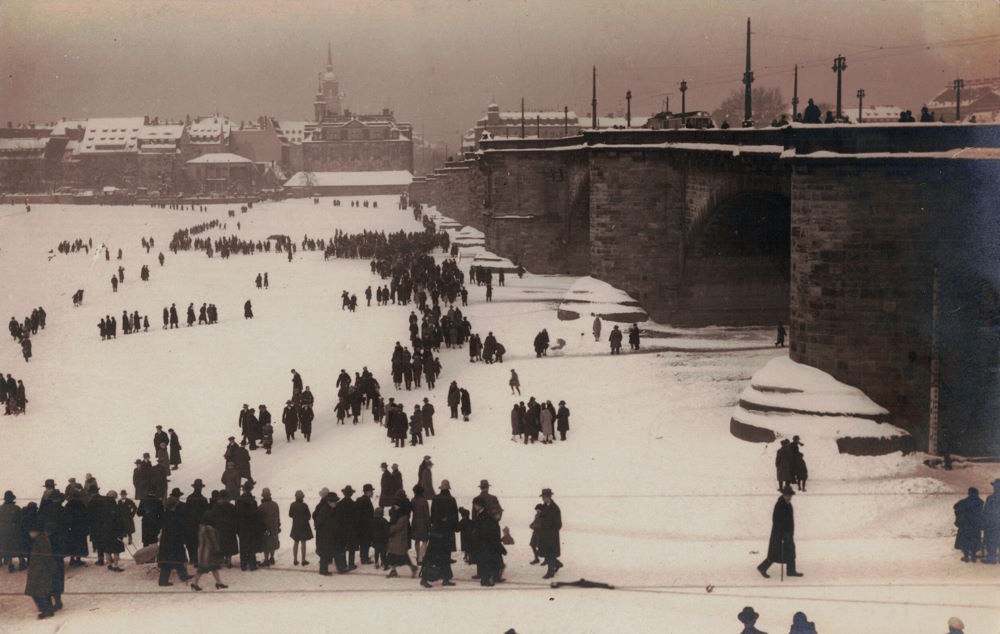 1929 vereiste Elbe  Dresden
