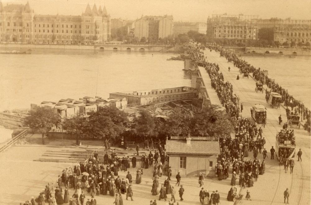 1890 Hochwasser  Dresden