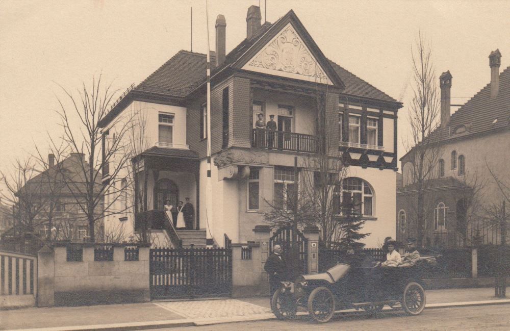 Anton-Graff-Stra&szlig;e 8  Dresden
