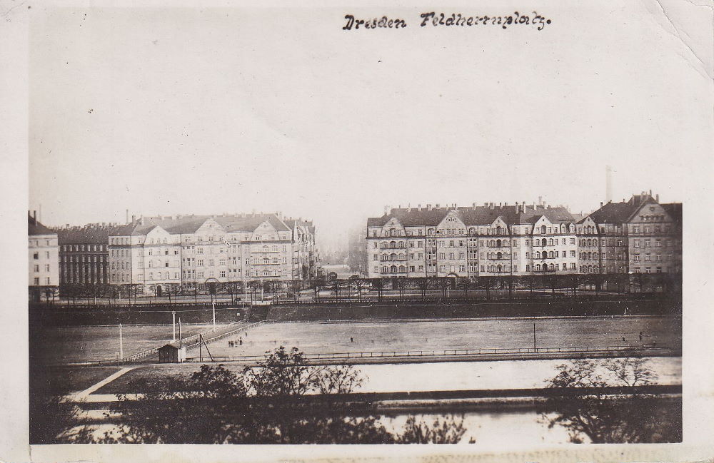 Thomas-M&uuml;ntzer-Platz (Feldherrenplatz)  Dresden