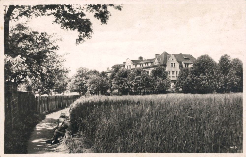 Bernard-Shaw-Stra&szlig;e 11 / Seidelbaststra&szlig;e (Birkenstra&szlig;e)  Dresden