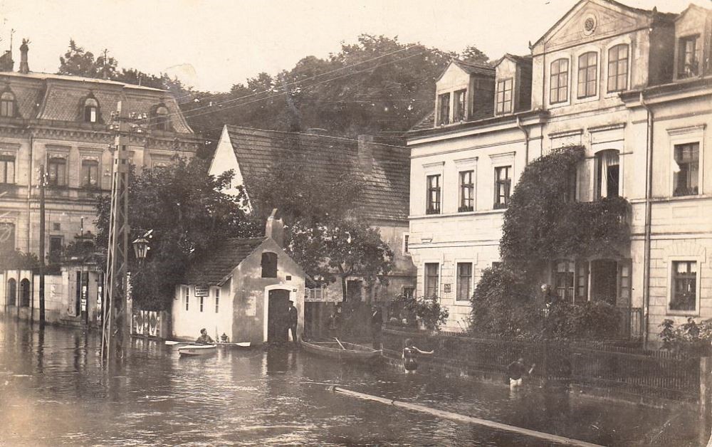 Klausenburger Stra&szlig;e 1 (Dampfschiffstra&szlig;e 1) / Laubegaster Ufer  Dresden