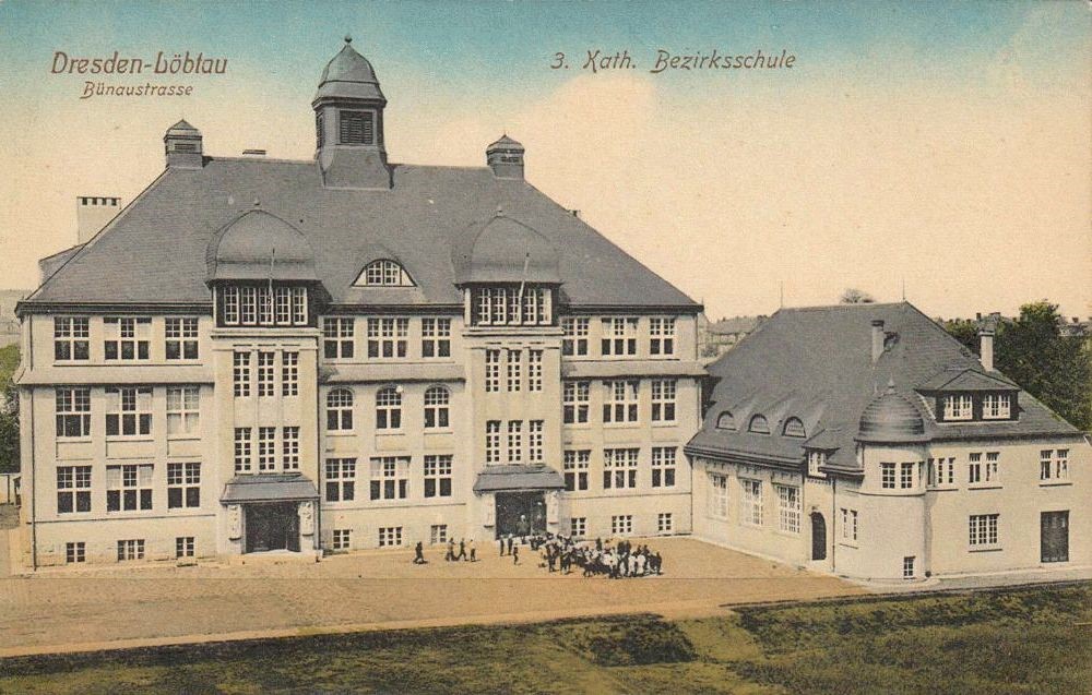 B&uuml;naustra&szlig;e 12  Dresden