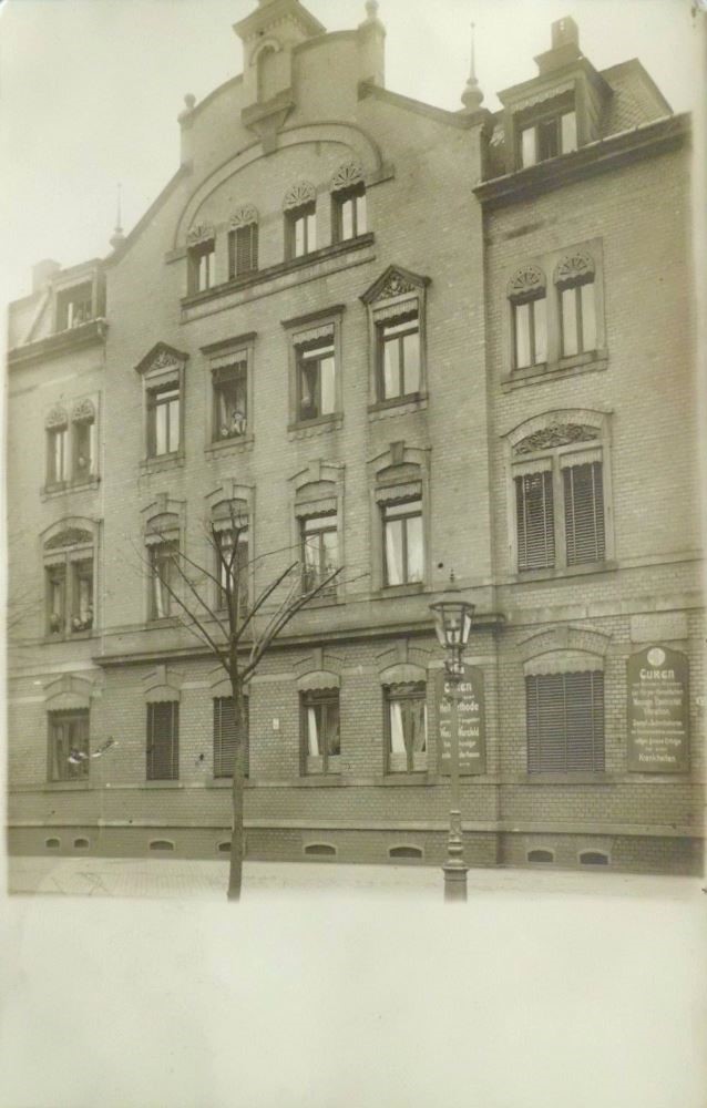 B&uuml;naustra&szlig;e 17 (Lindenstra&szlig;e 17)  Dresden