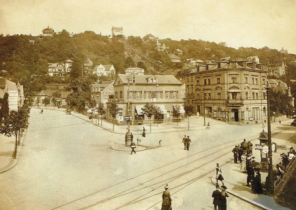 K&ouml;rnerplatz 1 / Grundstra&szlig;e  Dresden