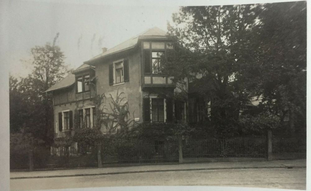 Oskar-Pletsch-Stra&szlig;e 2 (-1926 Heinrichstra&szlig;e 20, 1926-46 Niddastra&szlig;e 2)  Dresden