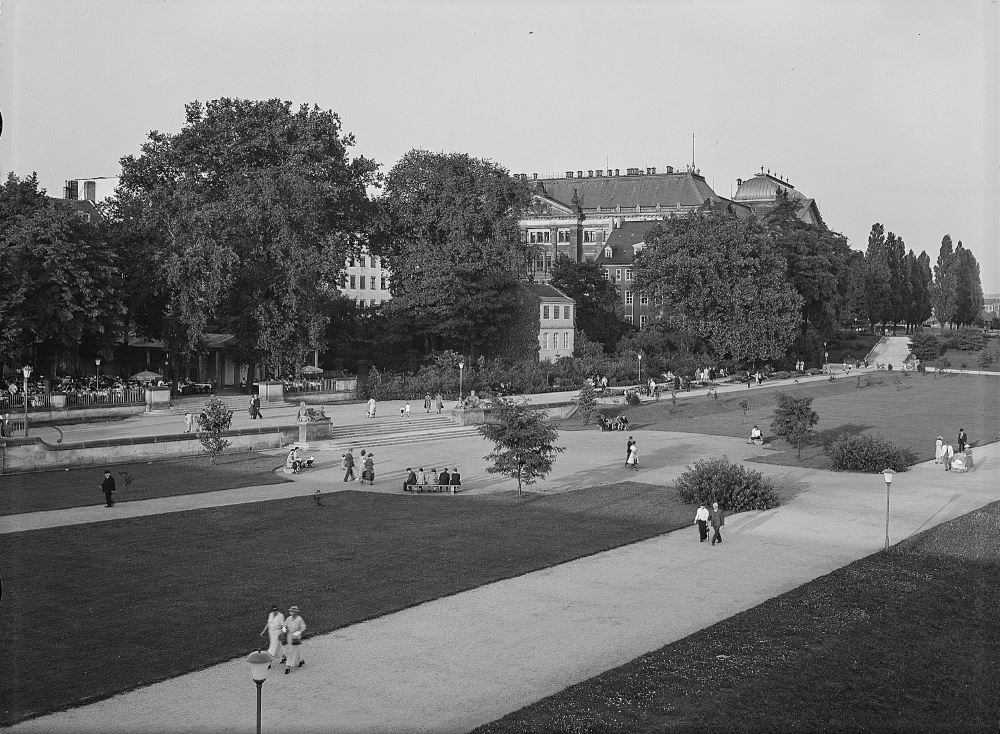 Neues K&ouml;nigsufer  Dresden