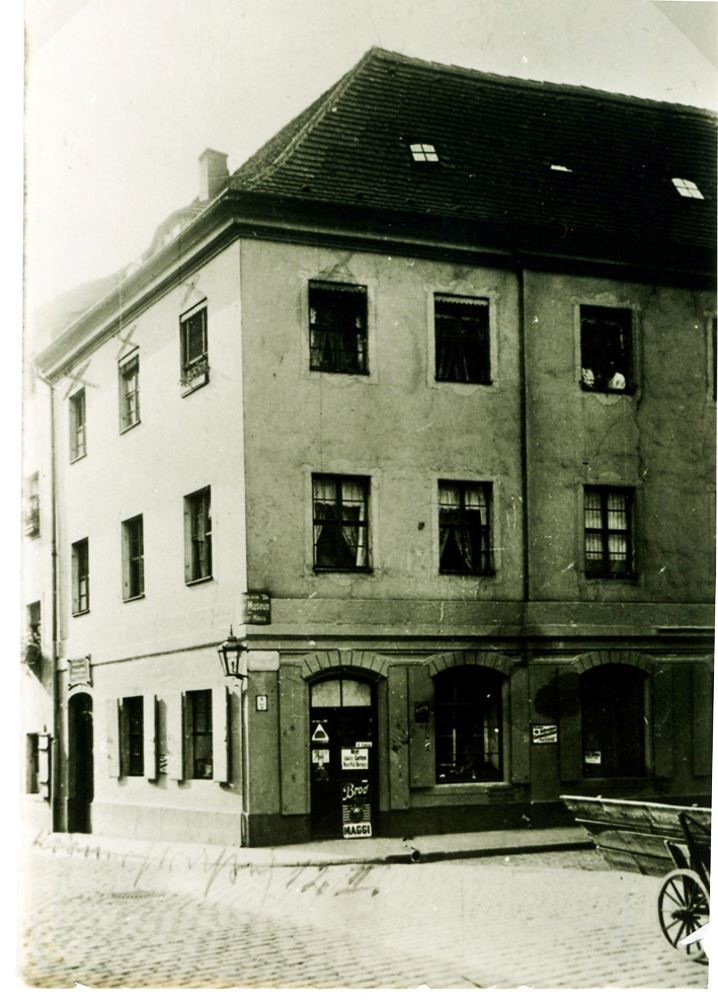 K&ouml;rnerstra&szlig;e 12 (Am Kohlmarkt 9) / Palaisg&auml;&szlig;chen  Dresden