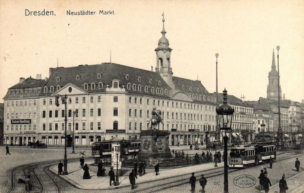 Neust&auml;dter Markt  Dresden