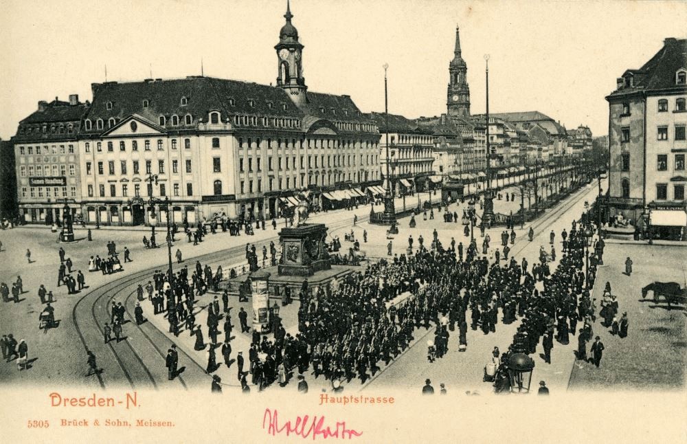 Neustädter Markt - Wachparade  Dresden