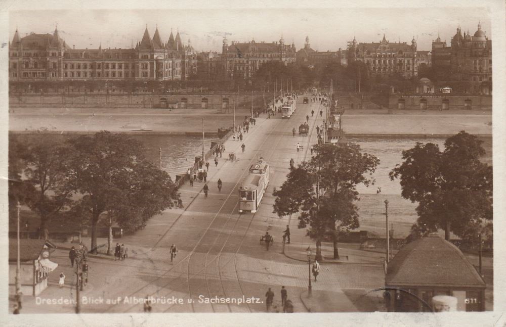 Rosa-Luxemburg-Platz (Kurf&uuml;rstenplatz)  Dresden