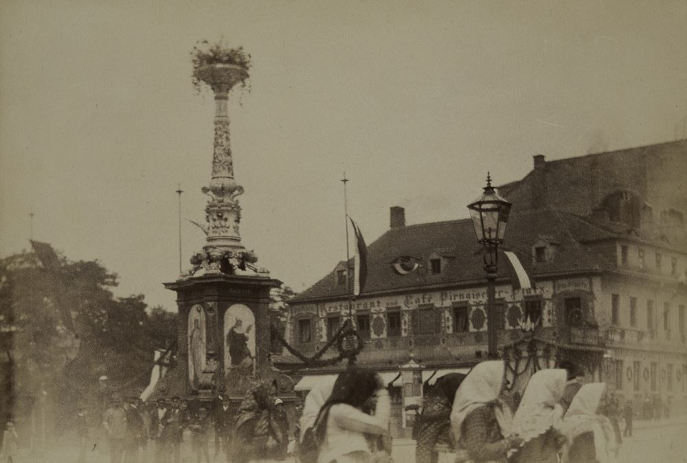 Amalienstra&szlig;e 1 / Pirnaischer Platz  Dresden