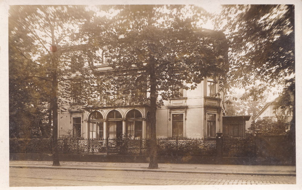 Bautzner Stra&szlig;e 127 (Schillerstra&szlig;e 37)  Dresden