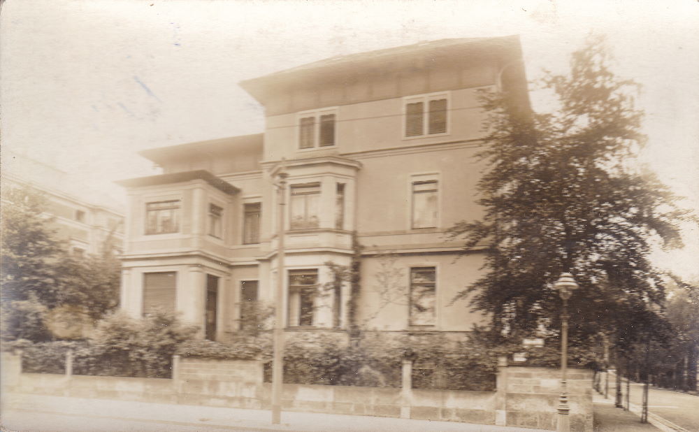 Bautzner Stra&szlig;e 139 (Schillerstra&szlig;e 49) / Louis-Braille-Stra&szlig;e (S&auml;ngerstra&szlig;e)  Dresden