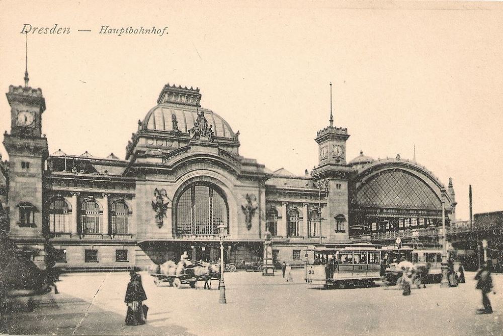 Hauptbahnhof (Prager Straße 62)  Dresden
