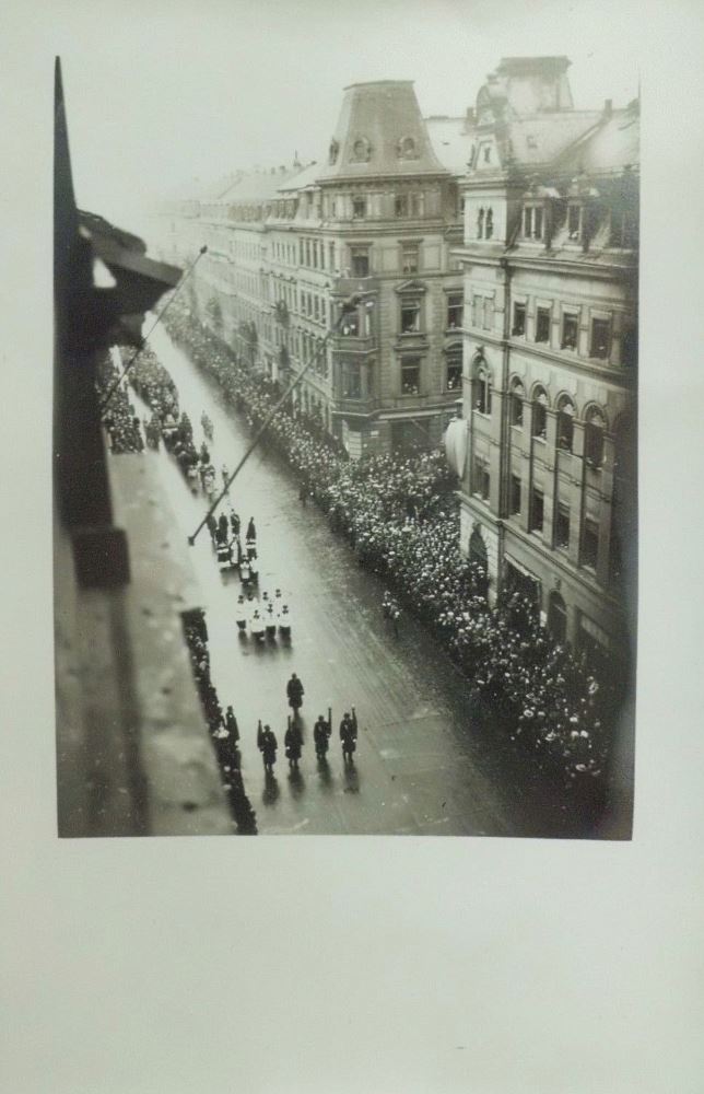 Walpurgisstra&szlig;e 22 / Hans-Dankner-Stra&szlig;e (L&uuml;ttichaustra&szlig;e)  Dresden
