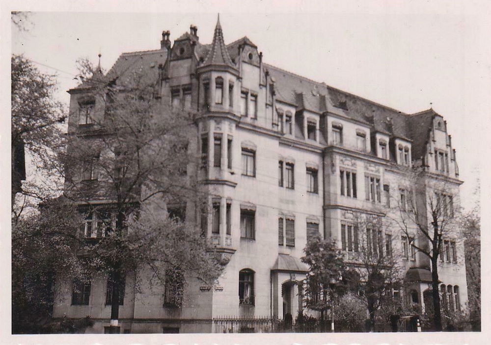 Münchner Straße 8 / Nürnberger Platz  Dresden