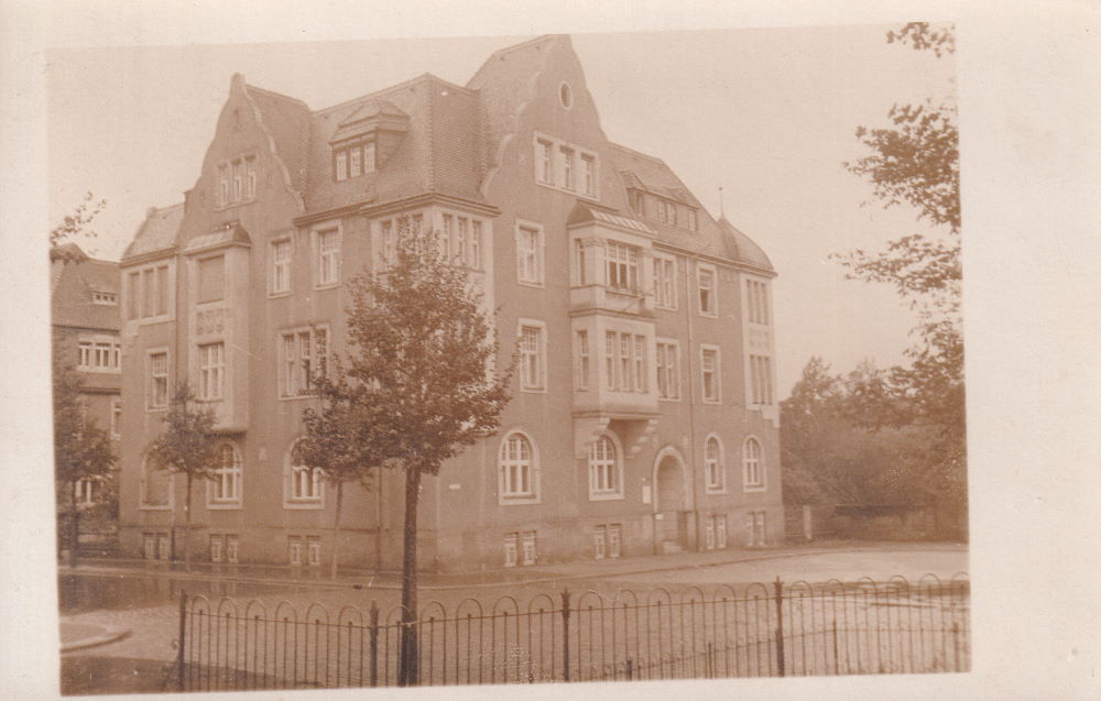 Lukasplatz 2 / Lukasstra&szlig;e  Dresden
